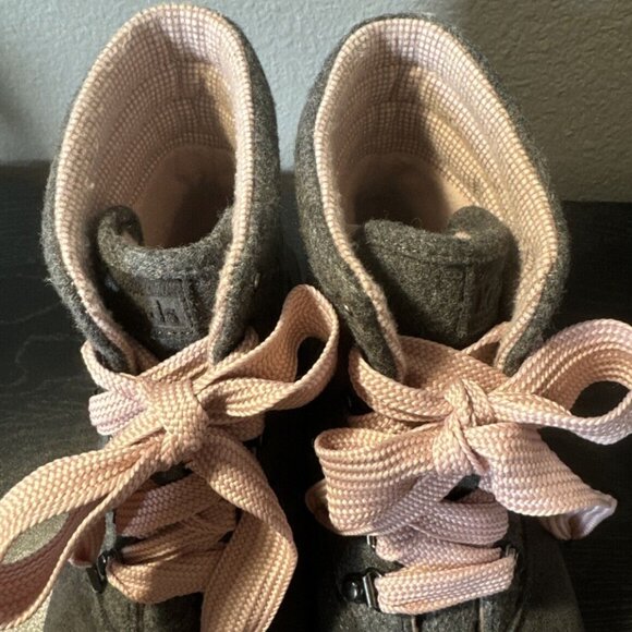 Keds Grey Wool Suede Lace Up Camp High Top Hiking Boots Pink Laces Size 8.5 NWOB - Picture 6 of 7